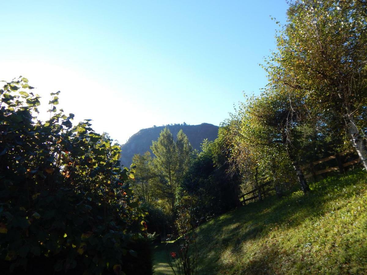 Les Chalets De Montorgueil Saurat Buitenkant foto